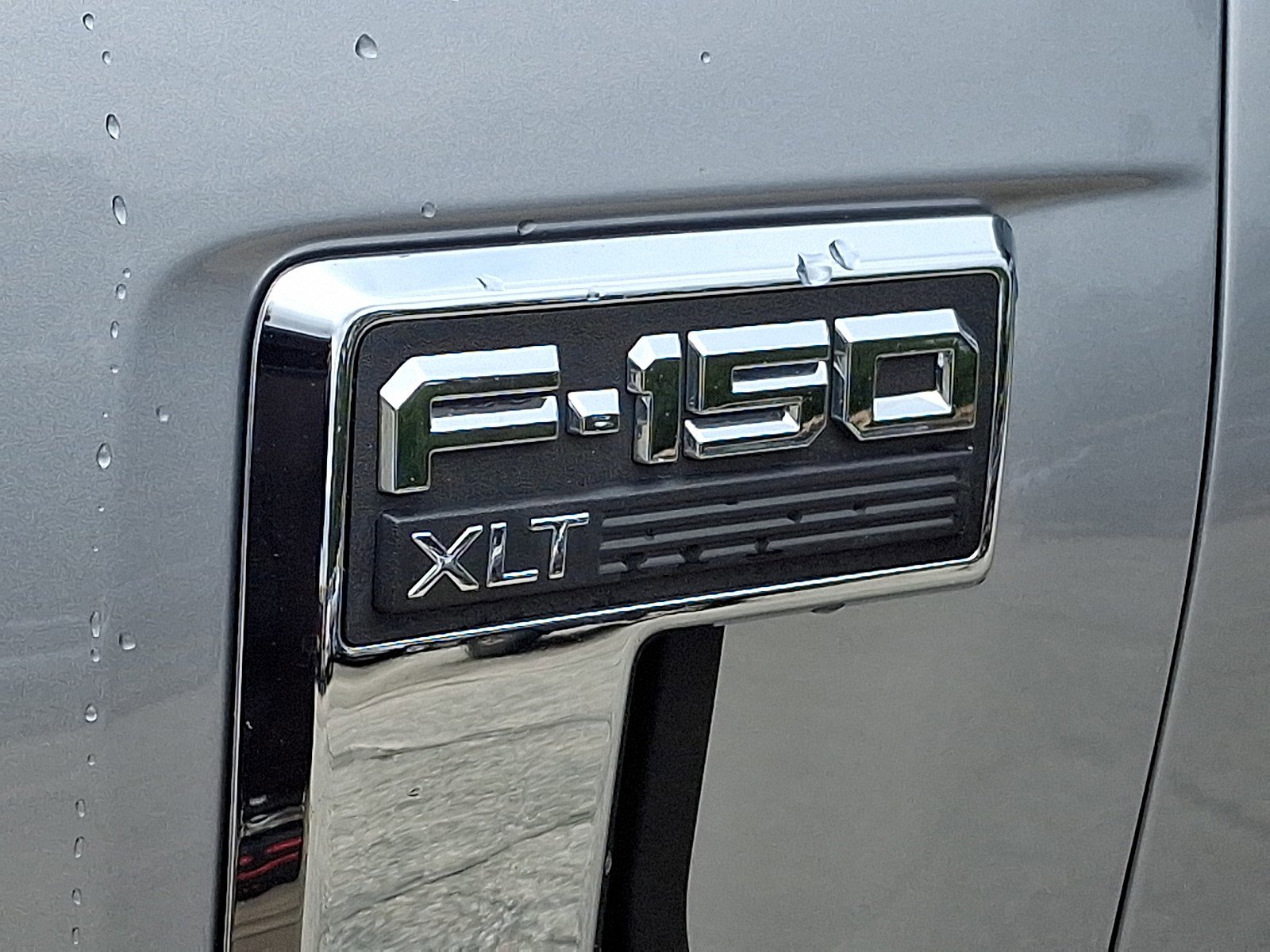 Certified 2024 Ford F150 XLT w/ Equipment Group 302A MID AWD/4WD image 33