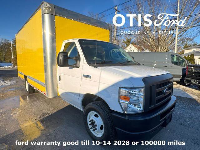 Certified 2022 Ford E-350 and Econoline 350 Super Duty w/ Power Windows & Locks Group image 5