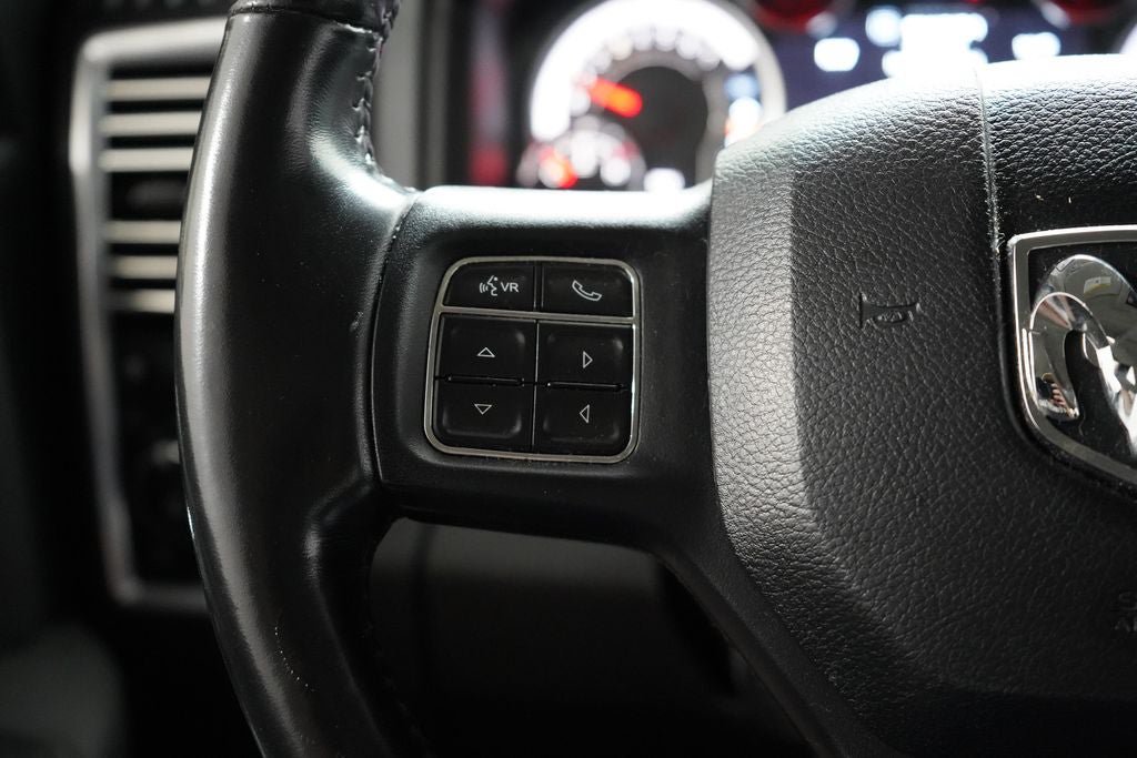 Used 2019 RAM 1500 Warlock AWD/4WD image 17
