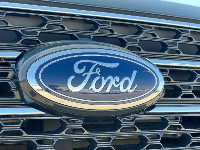 Certified 2024 Ford Explorer XLT w/ Equipment Group 202A AWD/4WD image 13