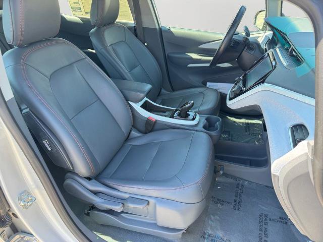 Used 2021 Chevrolet Bolt Premier w/ Infotainment Package FWD image 6