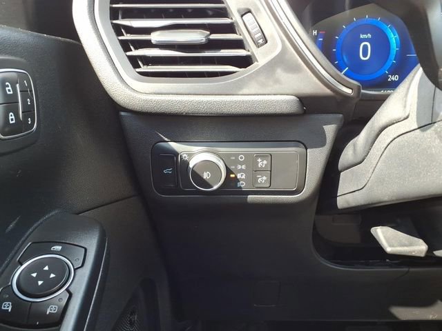 Certified 2020 Ford Escape Titanium image 16