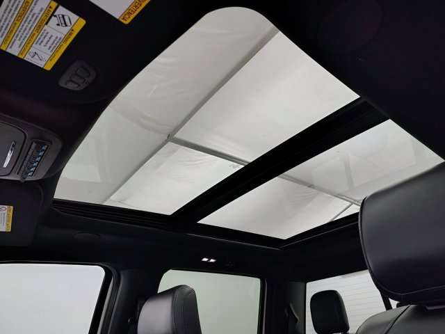 Certified 2025 Ford F350 Platinum AWD/4WD image 6