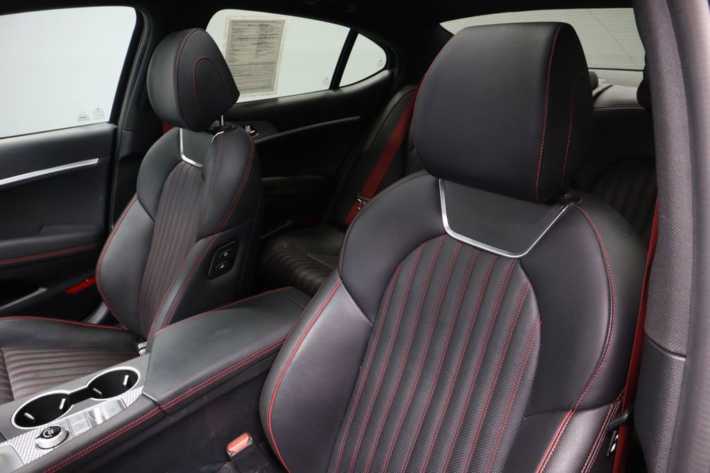 Used 2023 Genesis G70 2.0T w/ Sport Prestige Package image 27