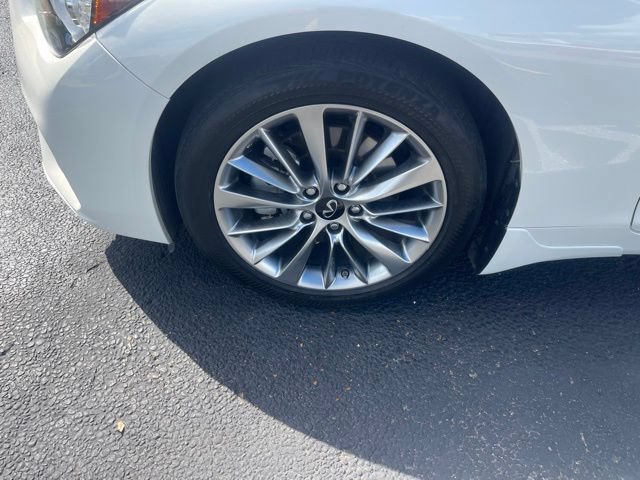 Used 2023 INFINITI Q50 Luxe w/ Cargo Package RWD image 3