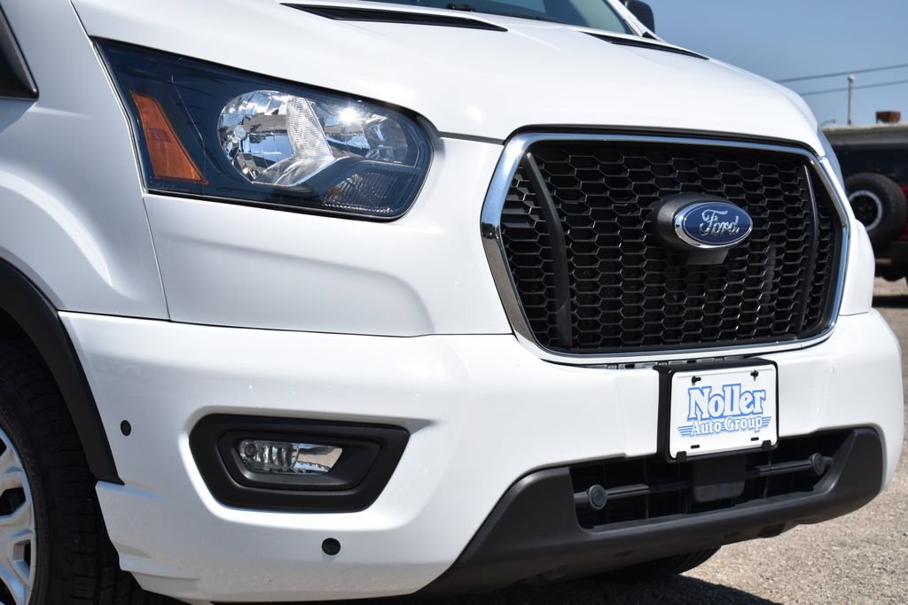 Certified 2025 Ford Transit 350 XLT RWD image 5