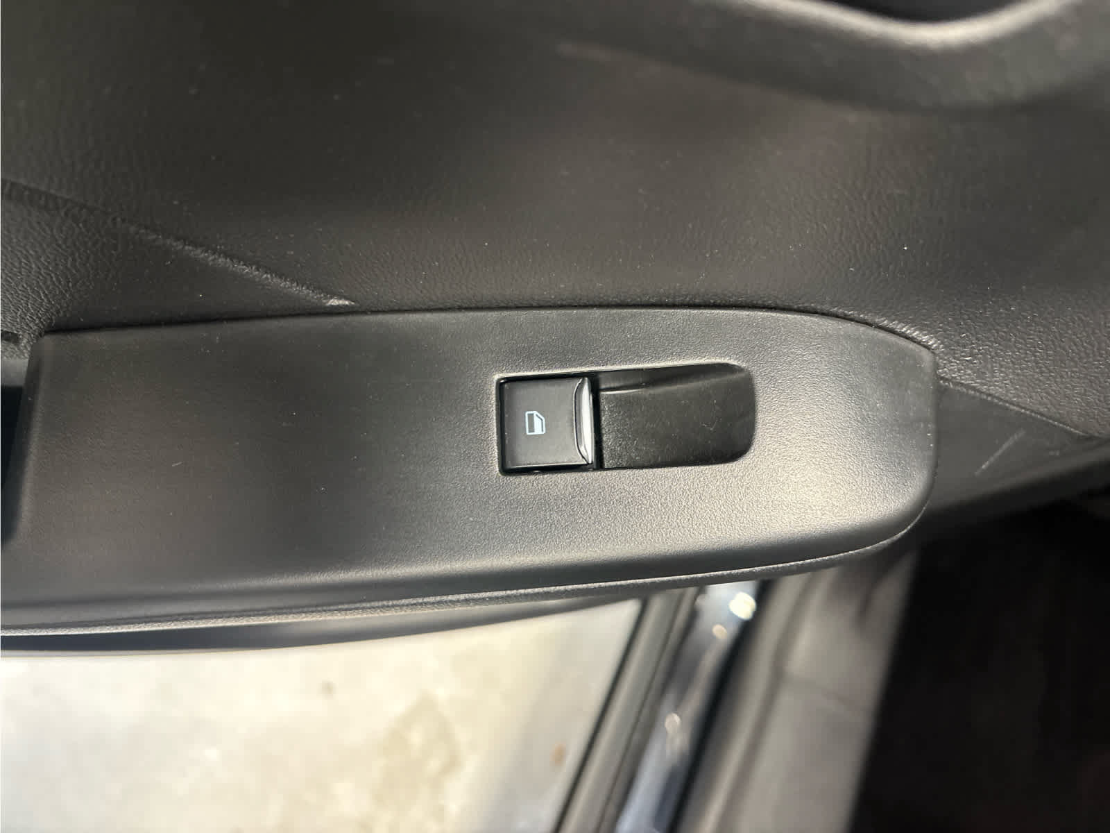 Certified 2023 Ford Escape Active AWD/4WD image 34