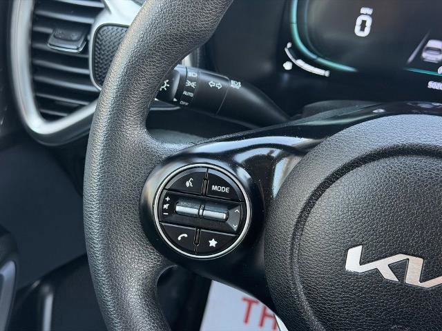 Used 2024 Kia Soul LX w/ Option Group 015 image 16