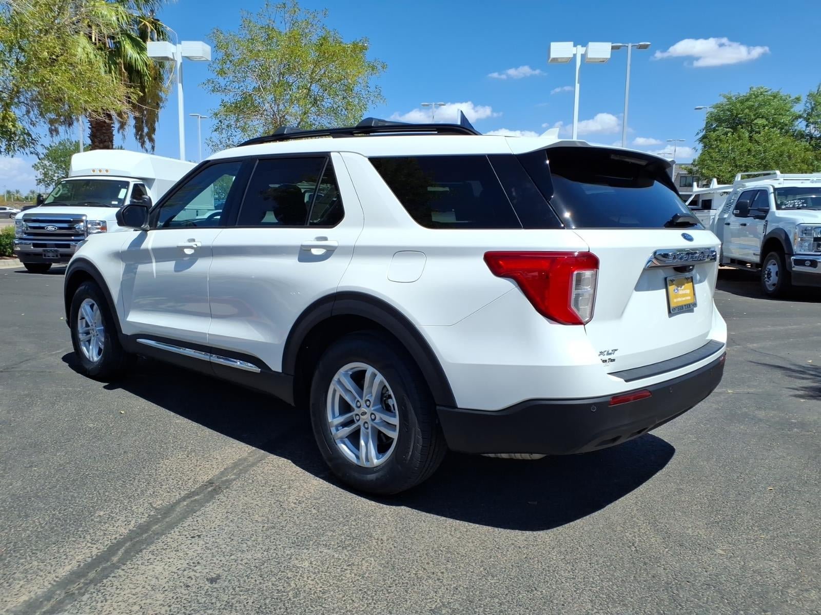 Certified 2023 Ford Explorer XLT RWD image 6