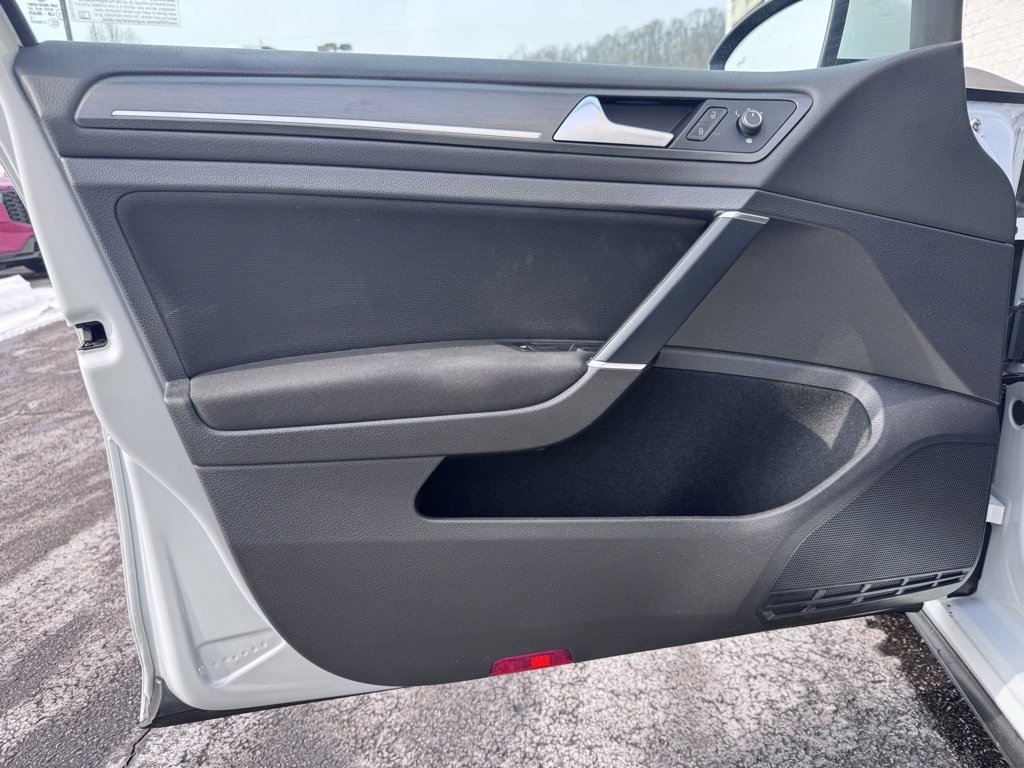 Used 2019 Volkswagen GTI S image 23