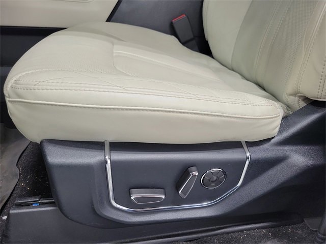 Certified 2021 Ford Expedition Platinum image 9