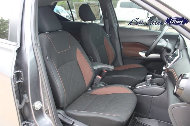 Used 2020 Nissan Kicks SR image 11