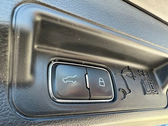Certified 2025 Ford Explorer ST AWD/4WD image 14
