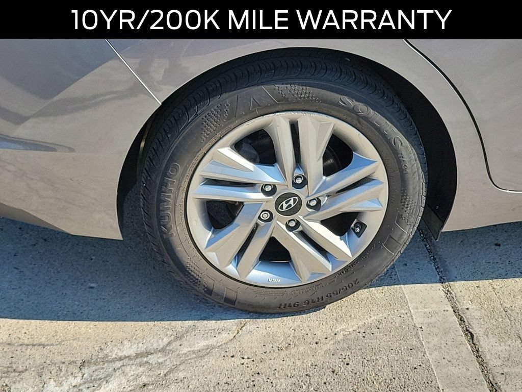 Used 2020 Hyundai Elantra Value Edition FWD image 5