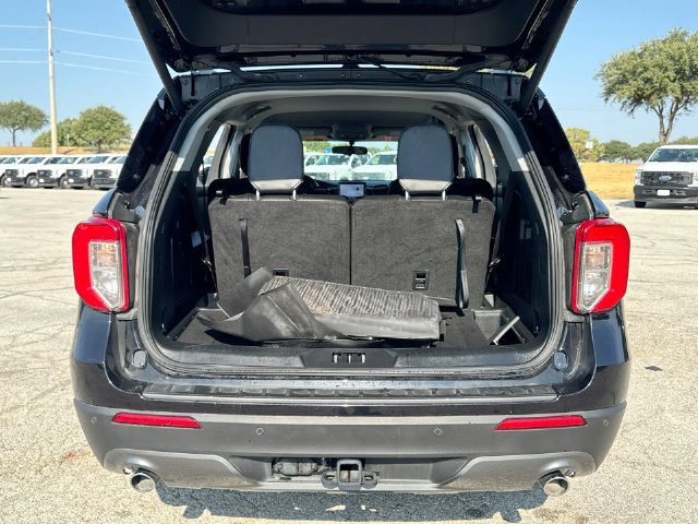 Certified 2023 Ford Explorer XLT w/ Equipment Group 202A RWD image 23