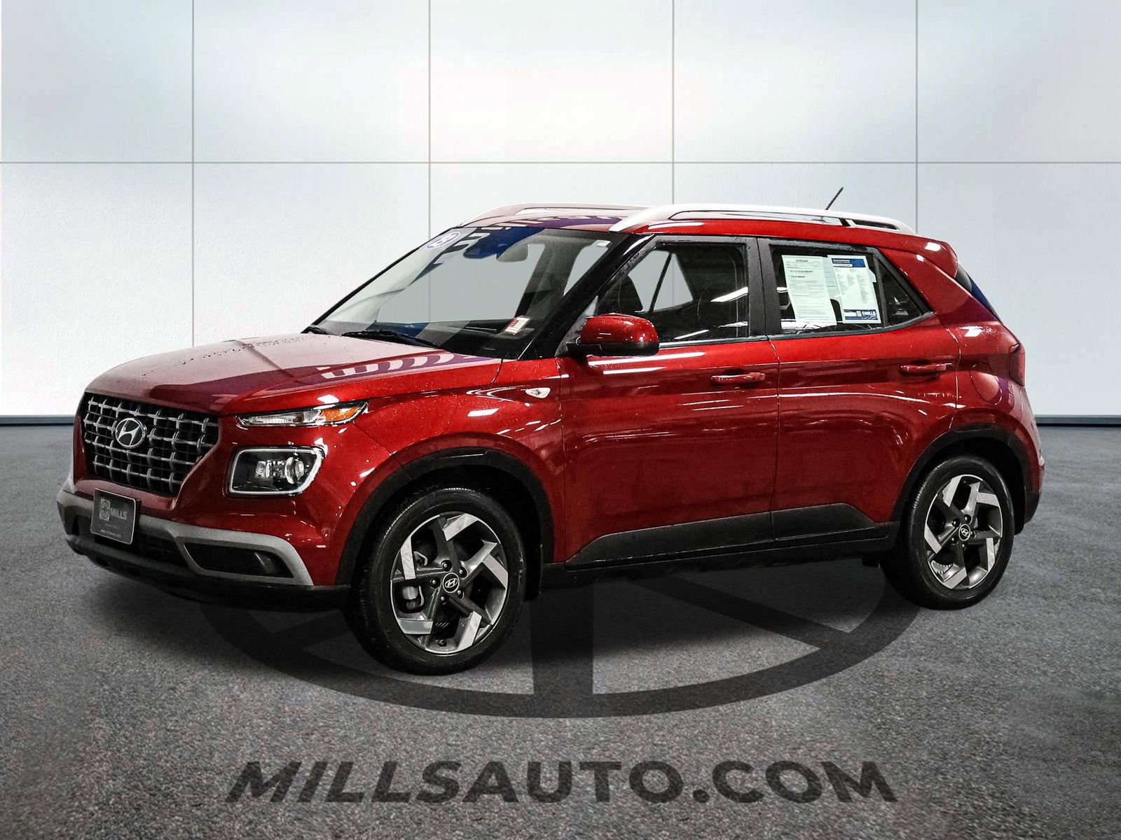 Used 2023 Hyundai Venue Limited w/ Cargo Package image 11