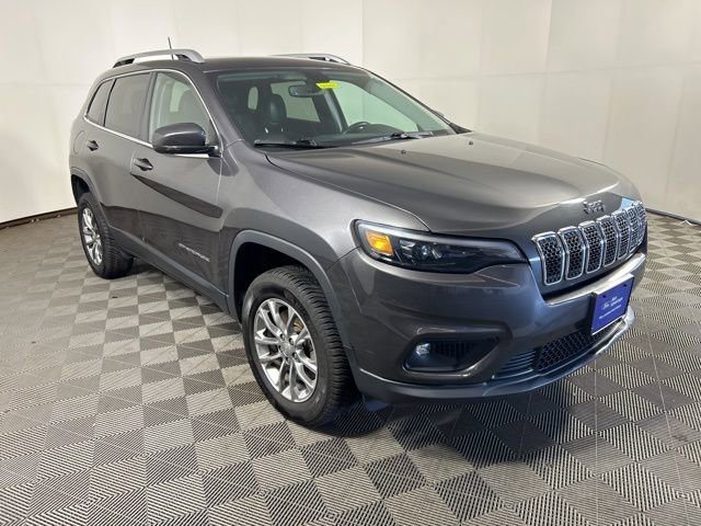 Used 2019 Jeep Cherokee Latitude Plus w/ Comfort/Convenience Group AWD/4WD image 1