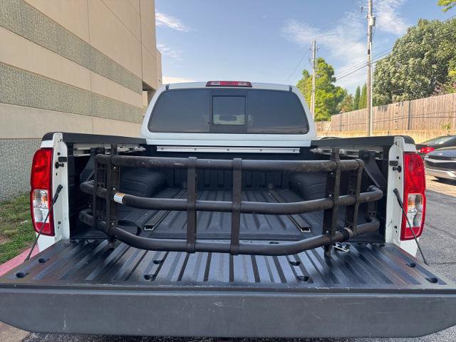 Used 2018 Nissan Frontier SV w/ Value Truck Package RWD image 17
