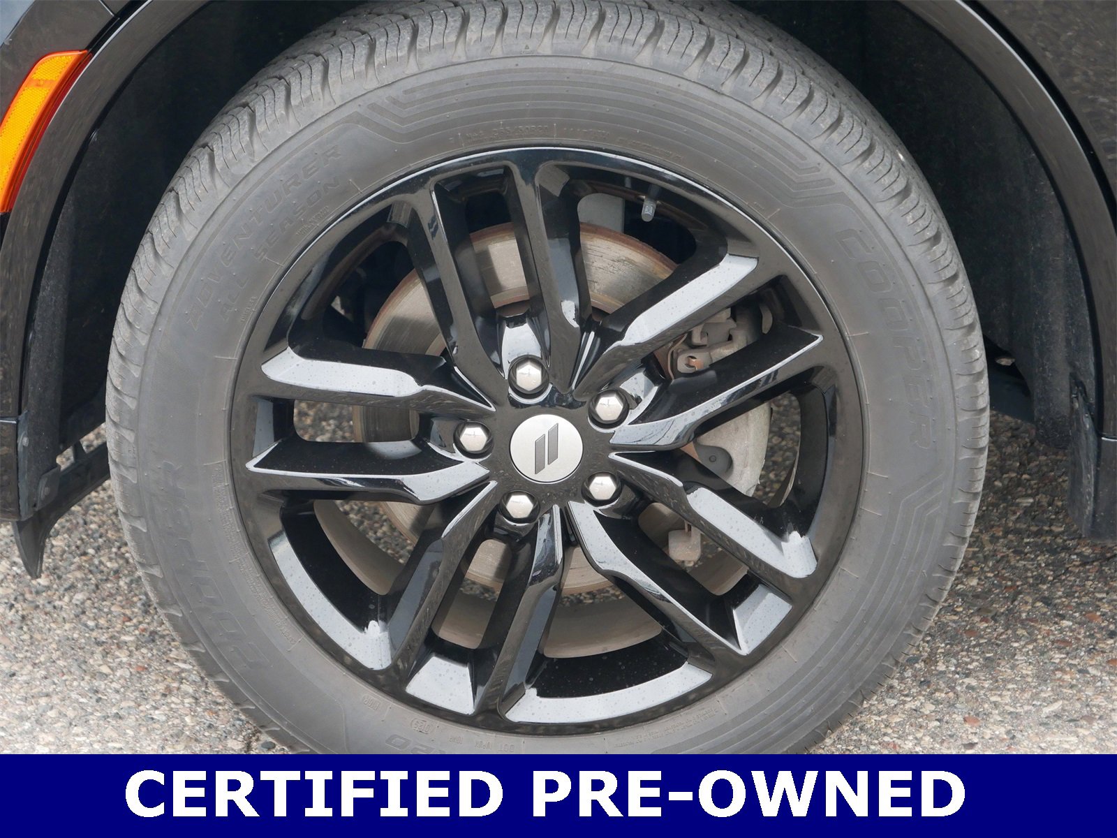 Used 2023 Dodge Durango GT image 9