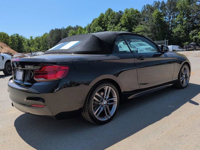 Used 2018 BMW 230i Convertible RWD image 4