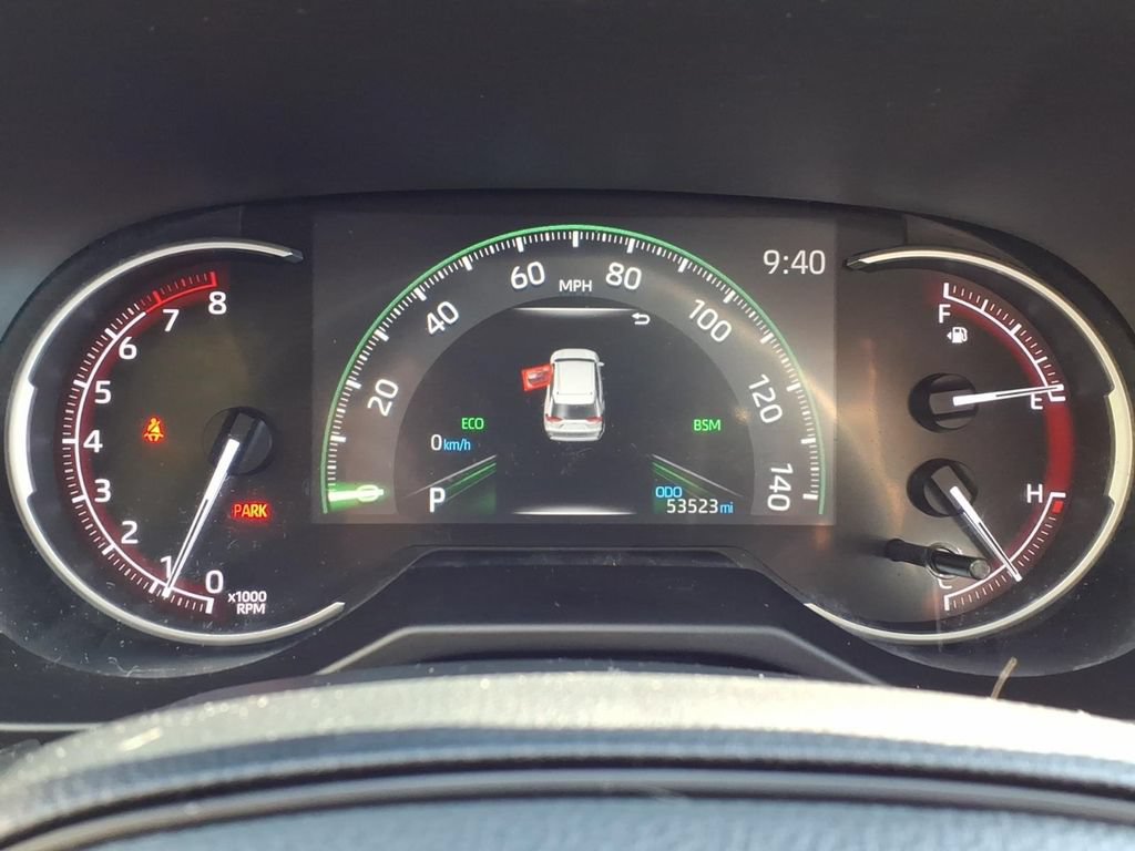 Used 2023 Toyota RAV4 XLE AWD/4WD image 29