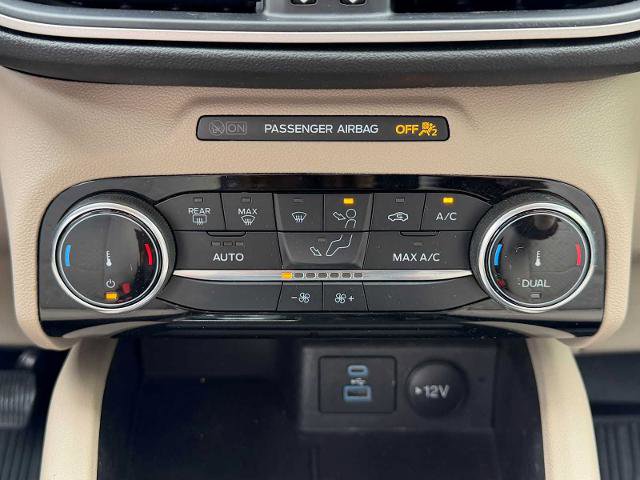 Certified 2022 Ford Escape SE AWD/4WD image 17