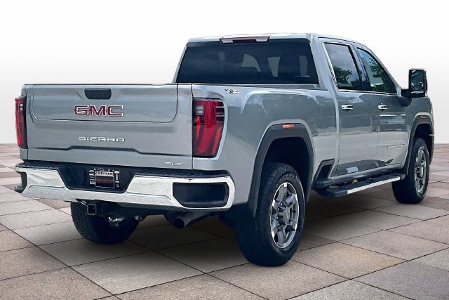 Used 2025 GMC Sierra 2500 SLT AWD/4WD image 14