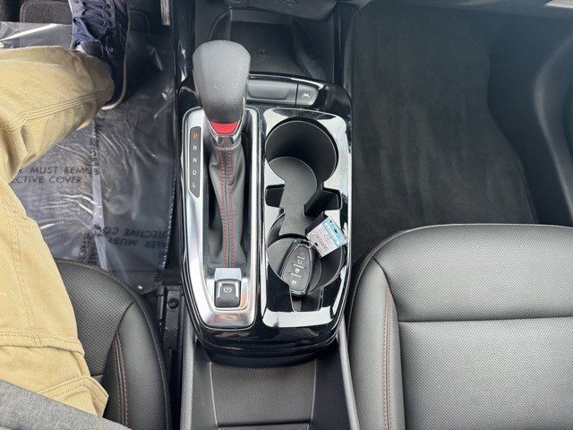 Used 2024 Chevrolet Trax RS w/ Sunroof Package image 24