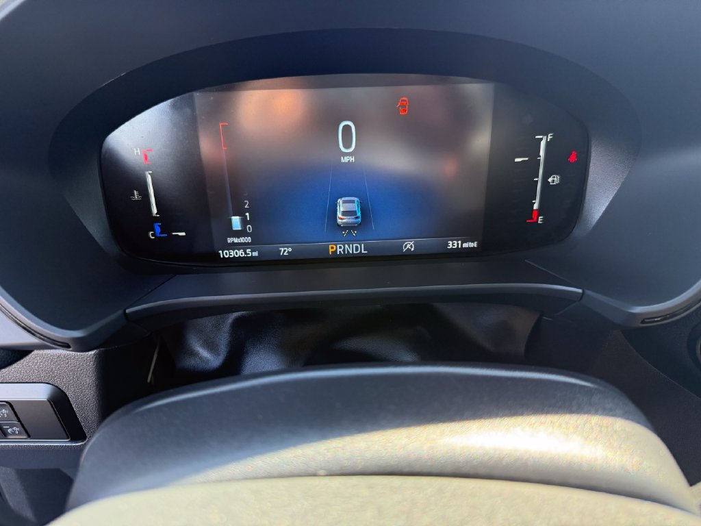 Certified 2025 Ford Escape ST-Line w/ Cold Weather Package FWD image 25