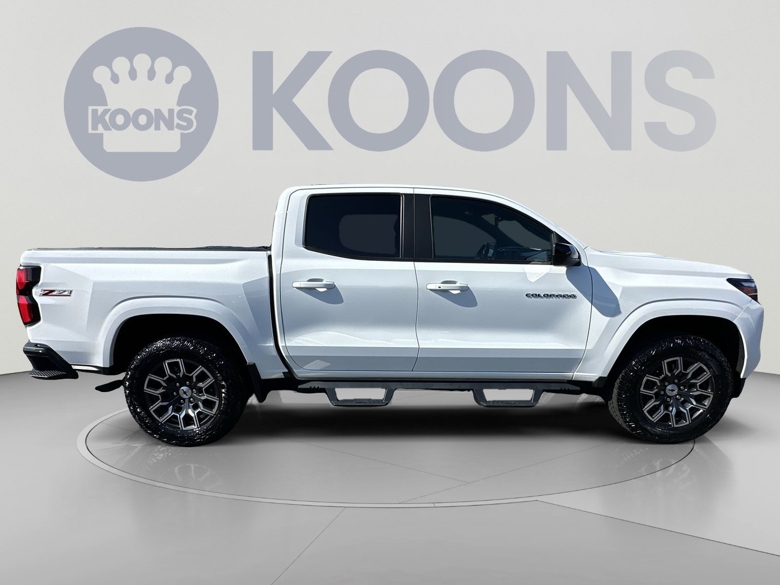 Used 2024 Chevrolet Colorado Z71 w/ Z71 Convenience Package 2 AWD/4WD image 12