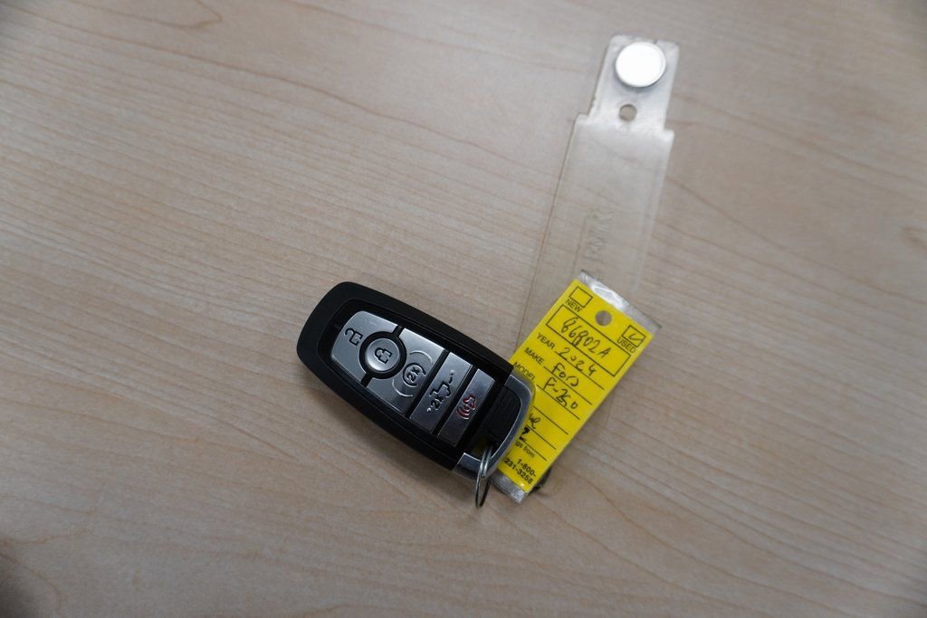 Certified 2024 Ford F250 Lariat w/ Sport Appearance Package image 40