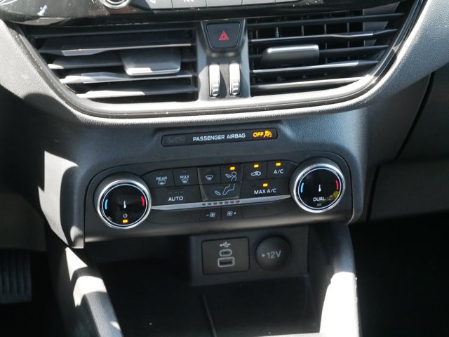 Certified 2025 Ford Escape ST-Line AWD/4WD image 15