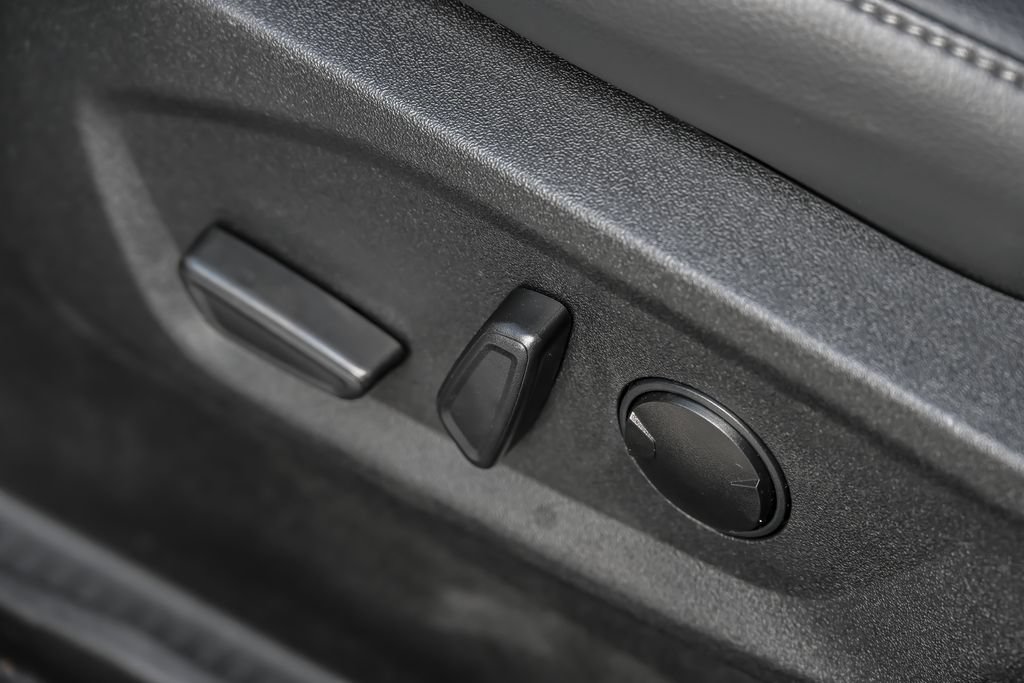 Certified 2023 Ford Edge SEL w/ Convenience Package AWD/4WD image 17