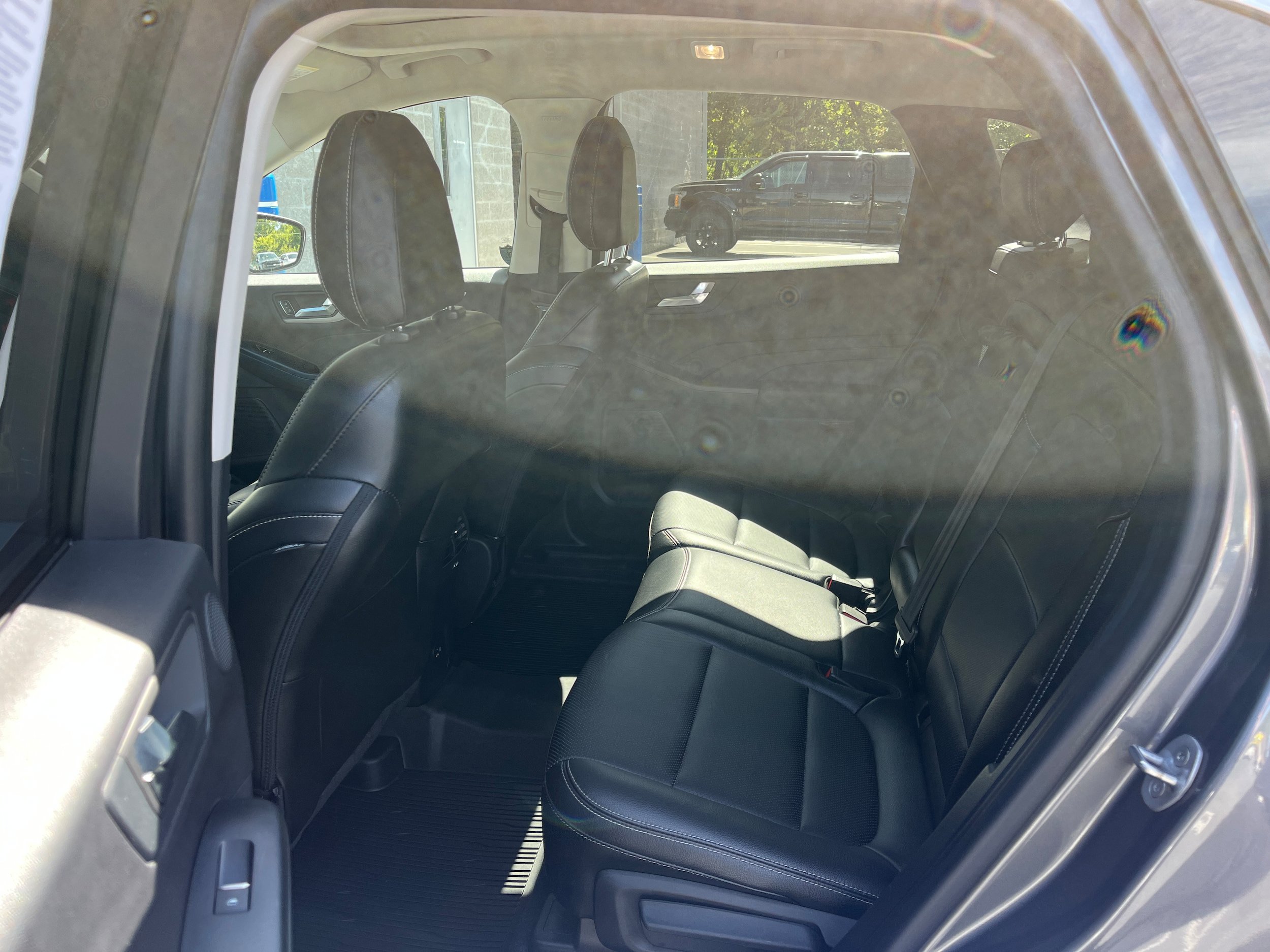 Certified 2022 Ford Escape SEL w/ Technology Package FWD image 8