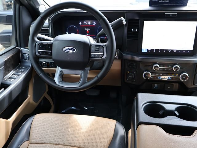 Certified 2025 Ford F250 Lariat w/ Black Appearance Package AWD/4WD image 12