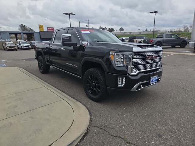Used 2021 GMC Sierra 2500 Denali w/ Denali Black Diamond Edition image 7