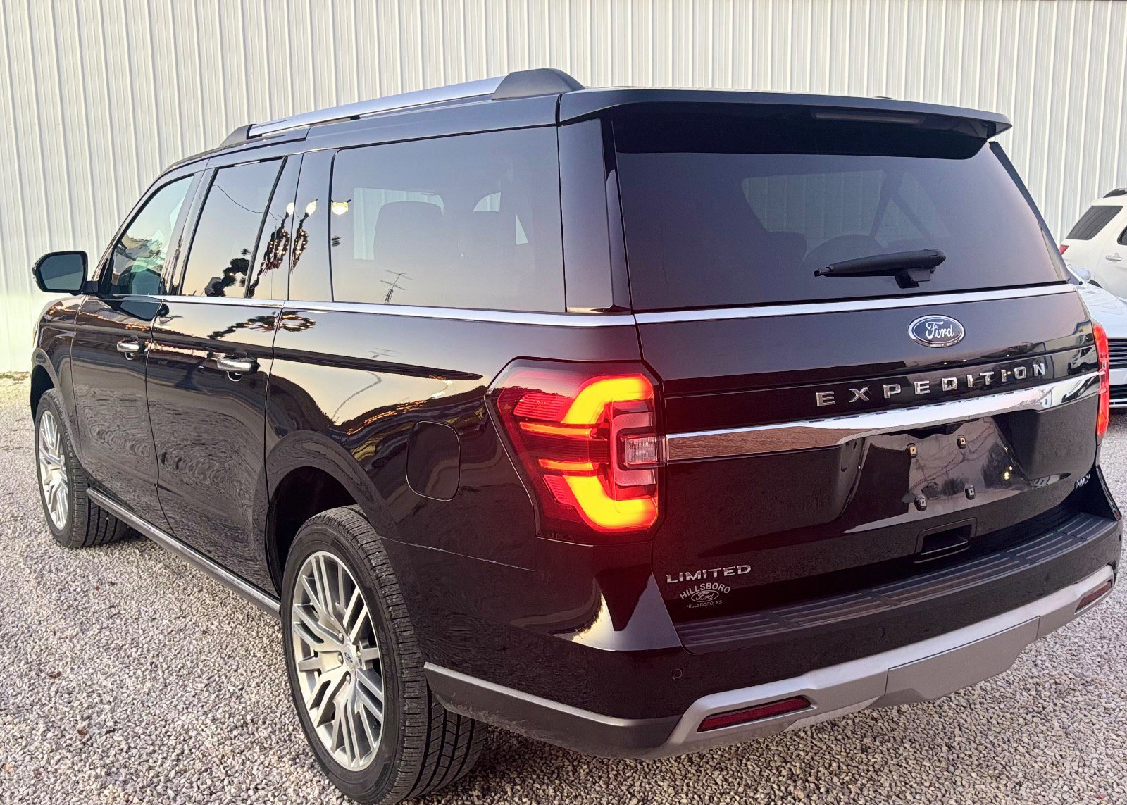 Certified 2024 Ford Expedition Max Limited image 3