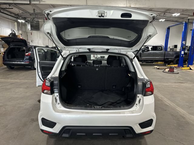 Used 2020 Mitsubishi Outlander Sport ES FWD image 25