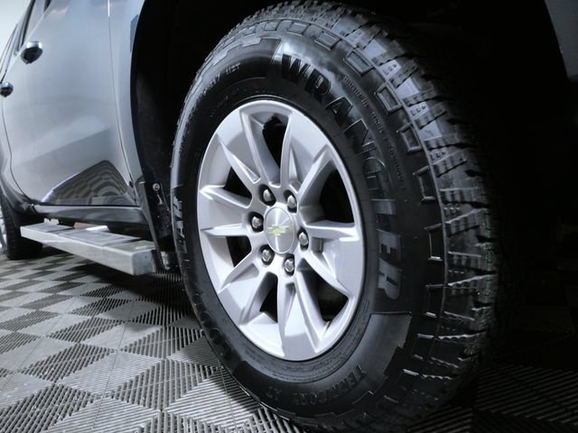 Used 2019 Chevrolet Silverado 1500 LT w/ All-Star Edition AWD/4WD image 2