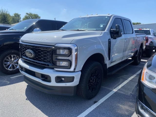 Certified 2025 Ford F250 Lariat w/ Lariat Ultimate Package AWD/4WD image 3