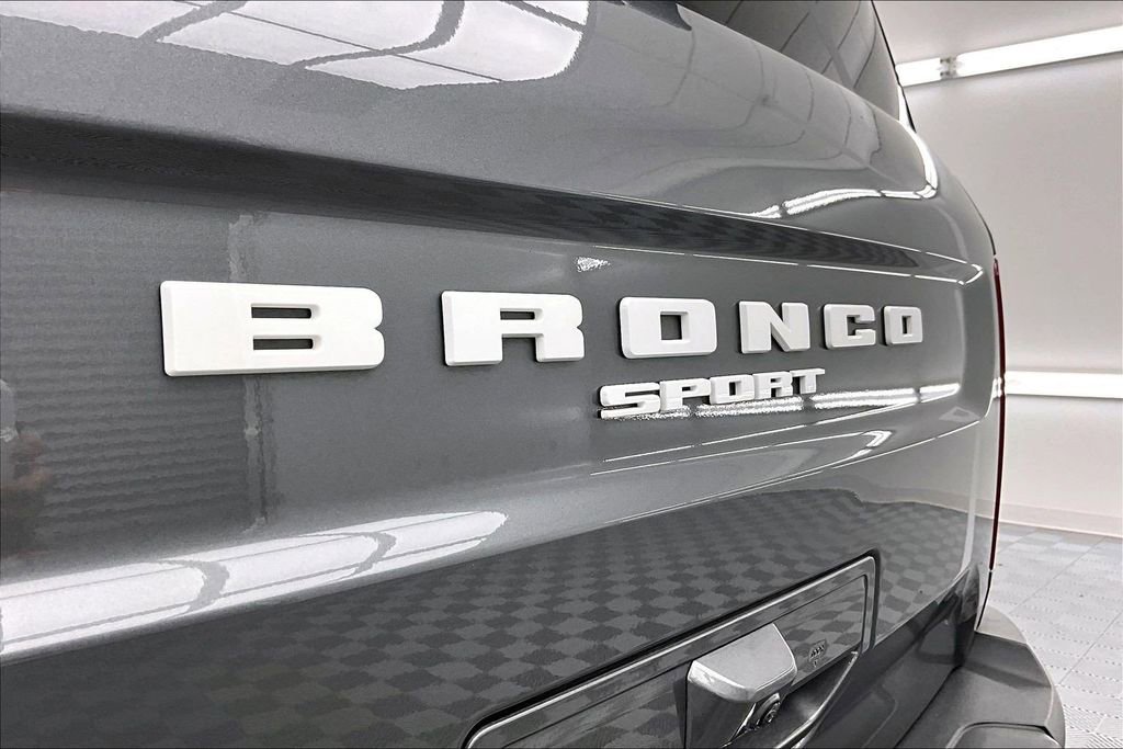 Certified 2025 Ford Bronco Sport Outer Banks w/ Outer Banks Tech Package+ AWD/4WD image 8