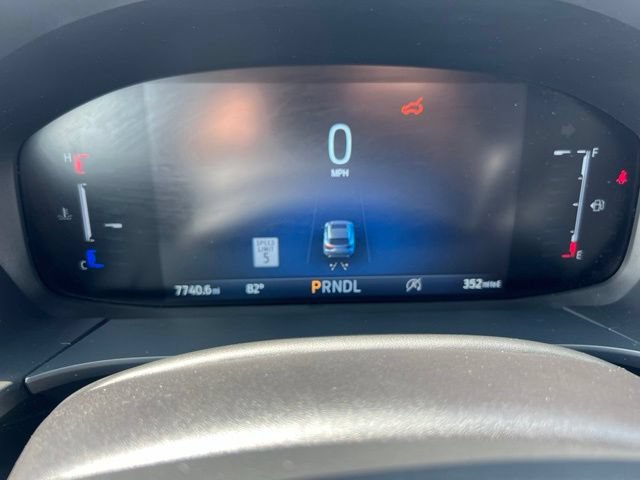 Certified 2025 Ford Escape ST-Line w/ Tech Pack #1 AWD/4WD image 11