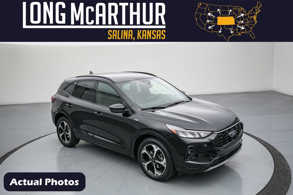 Certified 2023 Ford Escape ST-Line Select w/ Tech Pack #2 AWD/4WD image 7