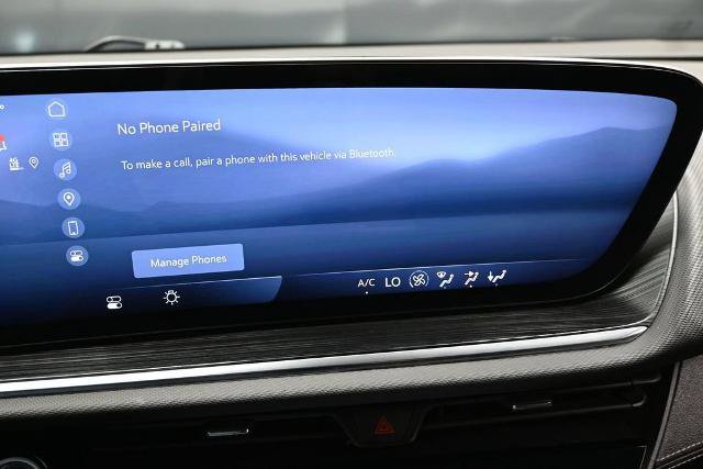 Used 2024 Buick Envision Preferred AWD/4WD image 38