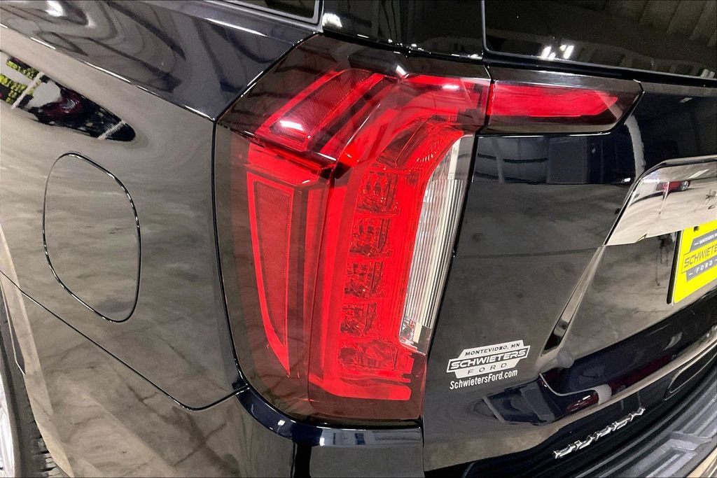 Used 2023 GMC Yukon SLT AWD/4WD image 28