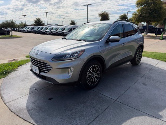Certified 2022 Ford Escape Titanium w/ Titanium Premium Package FWD image 3