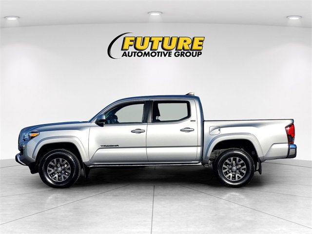 Used 2020 Toyota Tacoma 2WD Double Cab image 2