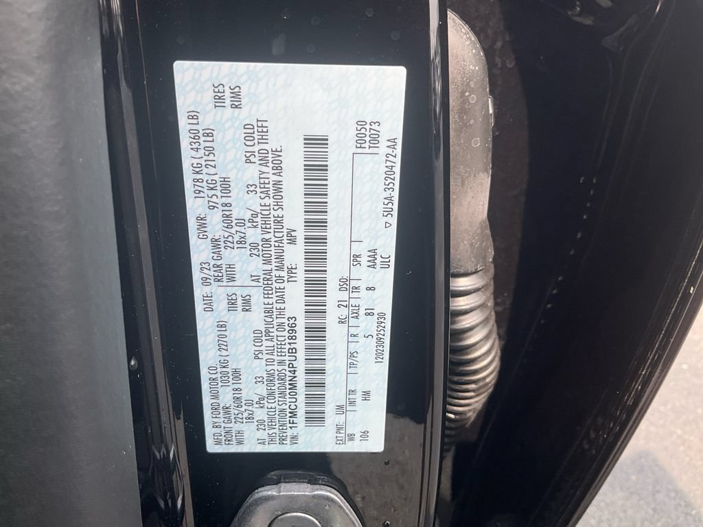 Certified 2023 Ford Escape ST-Line w/ Tech Pack #1 FWD image 18