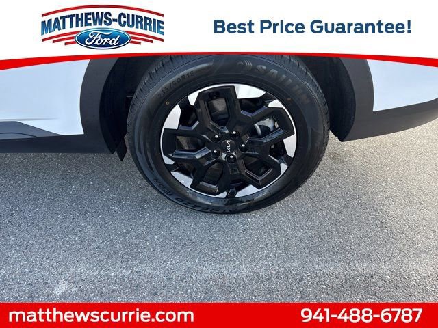 Used 2024 Kia Sorento S image 15