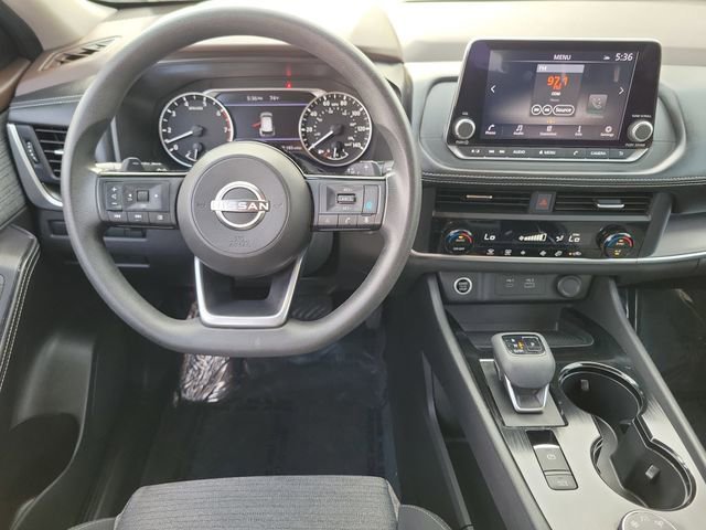 Used 2023 Nissan Rogue SV image 8